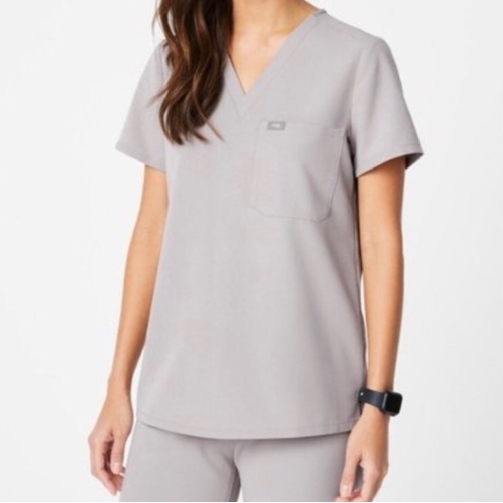 NWT Figs Catarina Top Slate Size Small